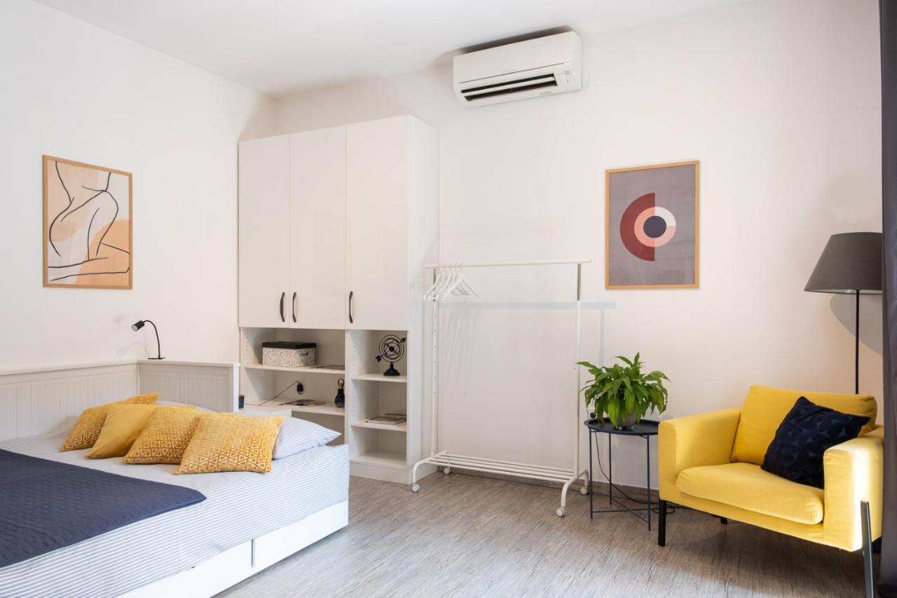 Studio Apartment Les - 4 Min Walk From Amphiteatre Pula Ngoại thất bức ảnh