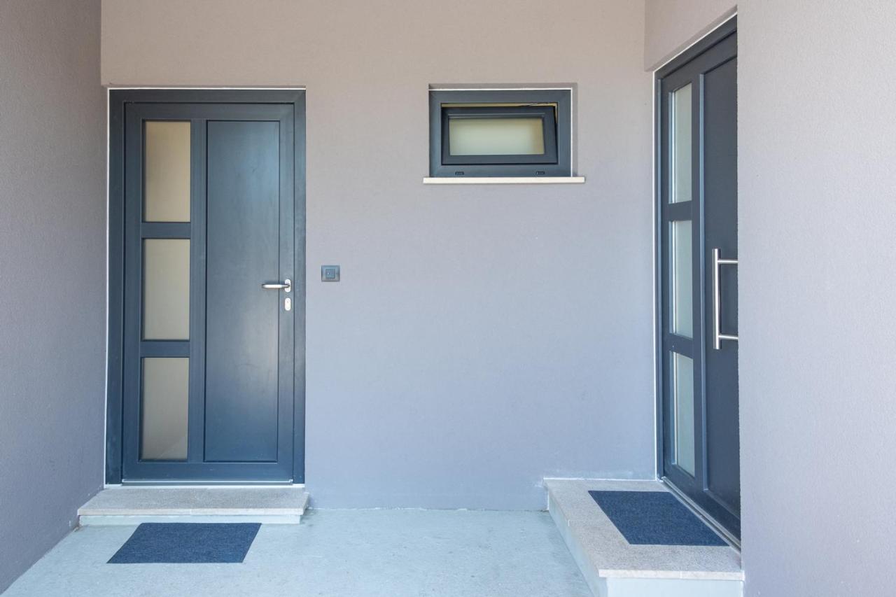 Studio Apartment Les - 4 Min Walk From Amphiteatre Pula Ngoại thất bức ảnh